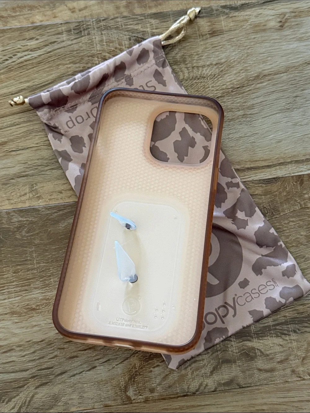 Loopy Case shiny gold
